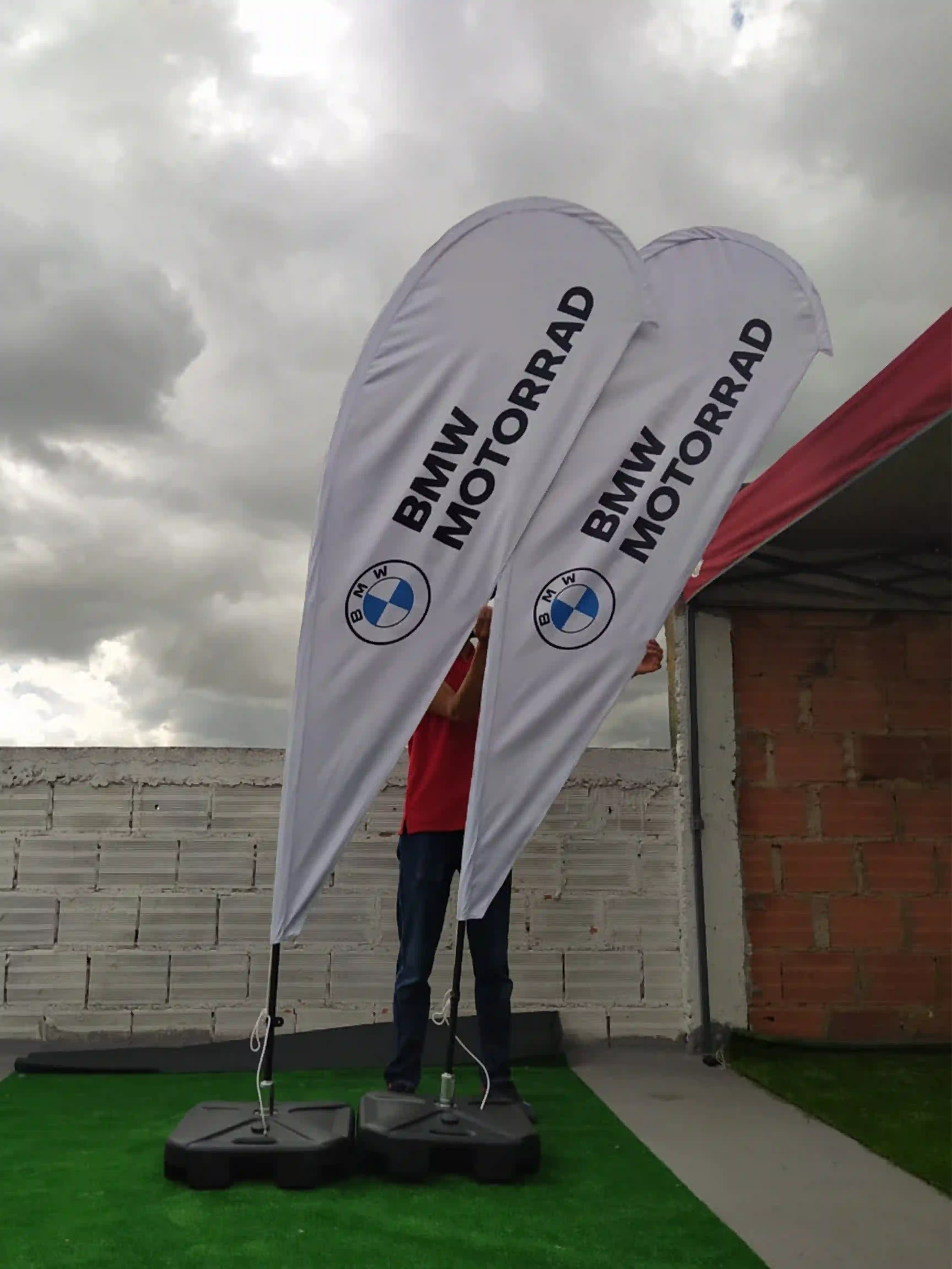 Bandera de tipo Pluma para la marca BMW